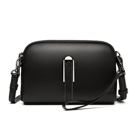 Women luxury leather handbag designed to travel in style